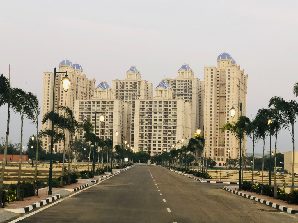 Niranjan Hiranandani Case, Niranjan Hiranandani Family, Niranjan Hiranandani, Niranjan Hiranandani HSNC University, Niranjan Hiranandani NAREDCO, Niranjan Hiranandani Notice, Niranjan Hiranandani News, Niranjan Hiranandani Daughter